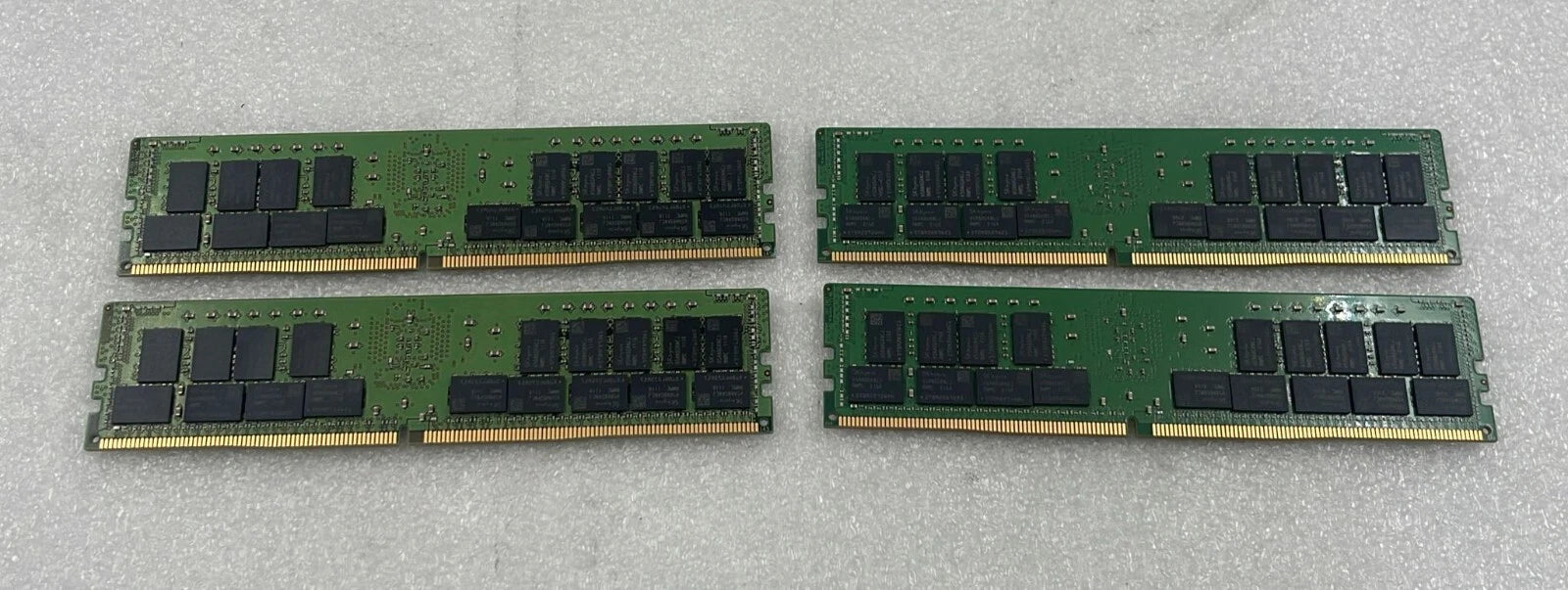 [LOT 4 PCS] SK Hynix 32GB 2Rx4 PC4-2933Y HMA84GR7CJR4N-WM Server Memory RAM