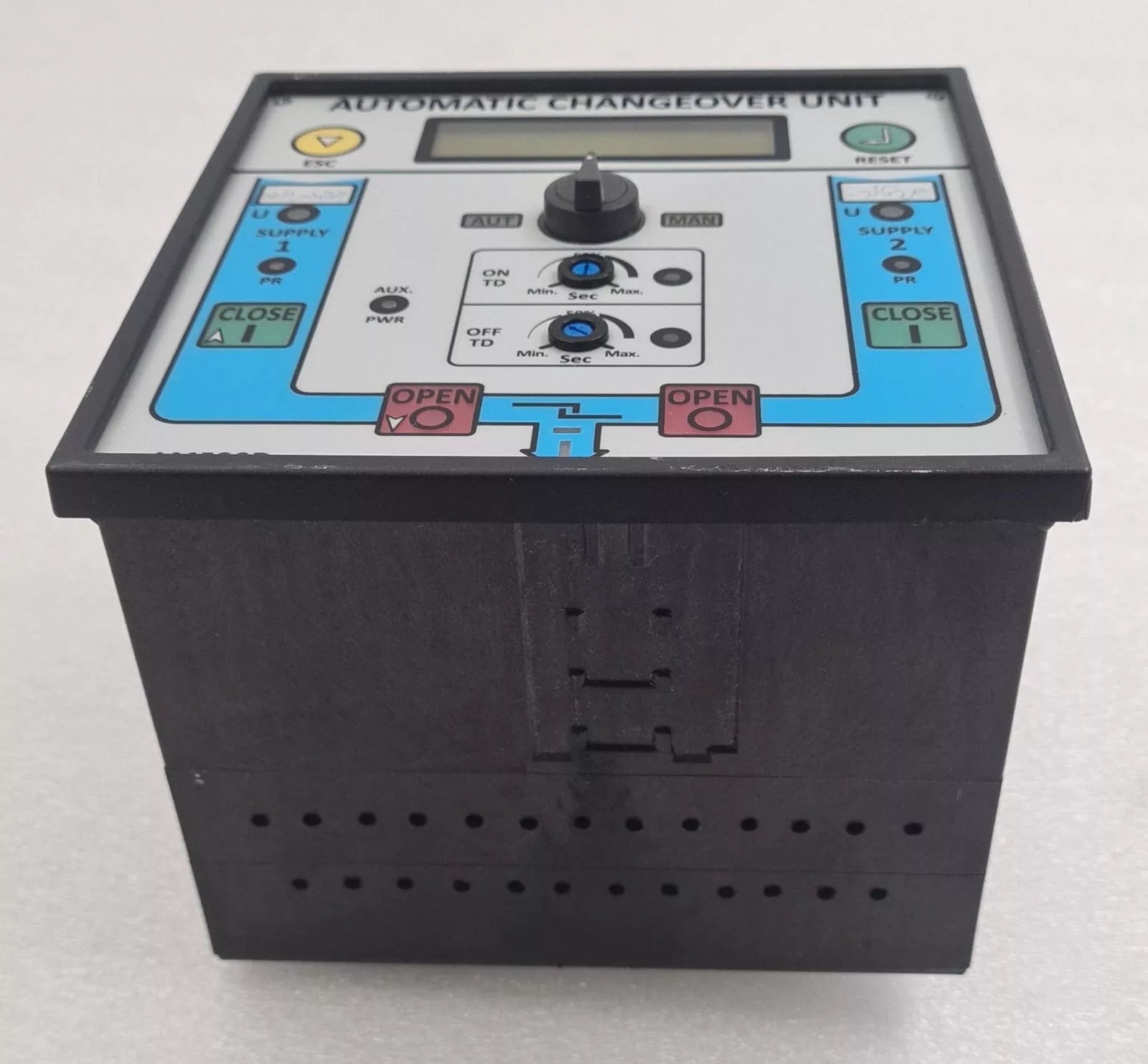 AMDAR AM530D AUTOMATIC CHANGEOVER UNIT Interface Panel VER-1.10-1 1.02