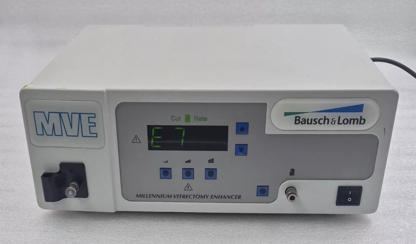 Bausch & Lomb MVE D04195 Millennium Vitrectomy Enhancer ERROR E7 **FOR PARTS**