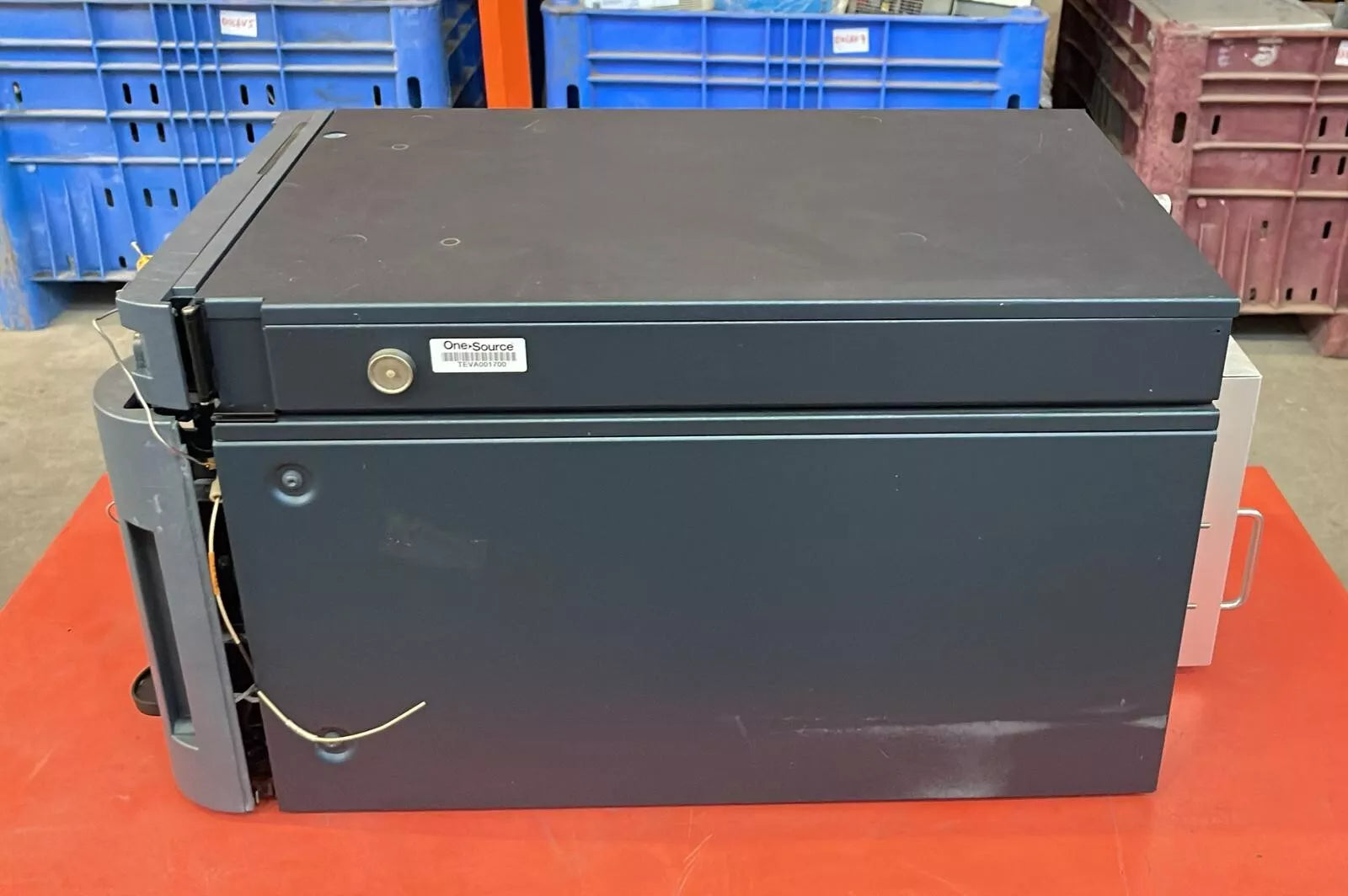 Waters Acquity Sample Manager UPLC 186015006 W/ Temperature Column Heater *AS IS