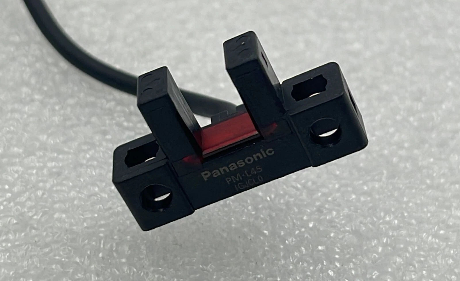 [LOT 10 PCS] NEW - Panasonic PM-L45 U-Shaped Micro Photosensor UPML45